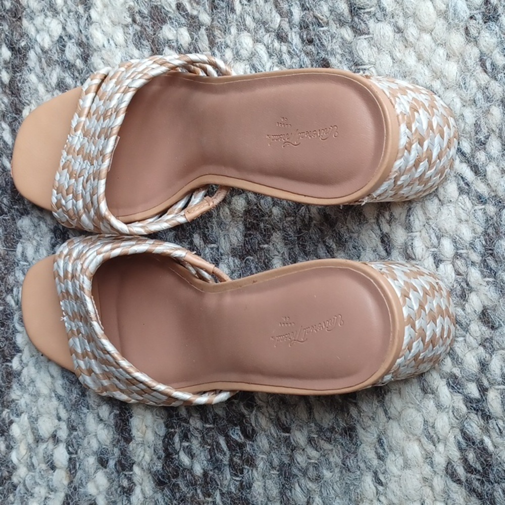 Universal Thread Sandals - image 4